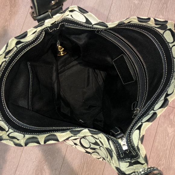 Coach Bag - Picture 3 of 3